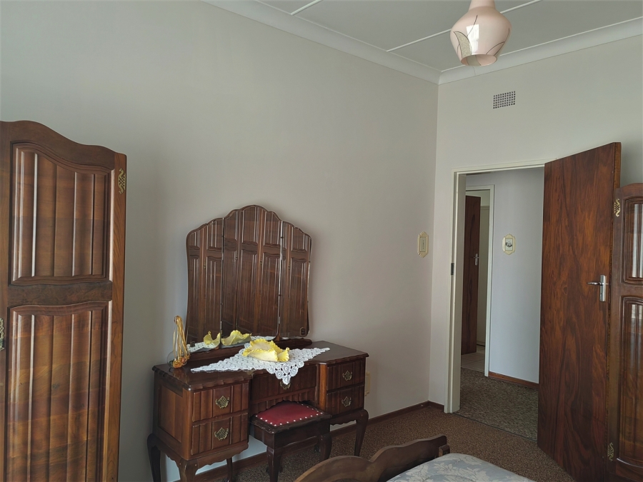 5 Bedroom Property for Sale in Parys Free State